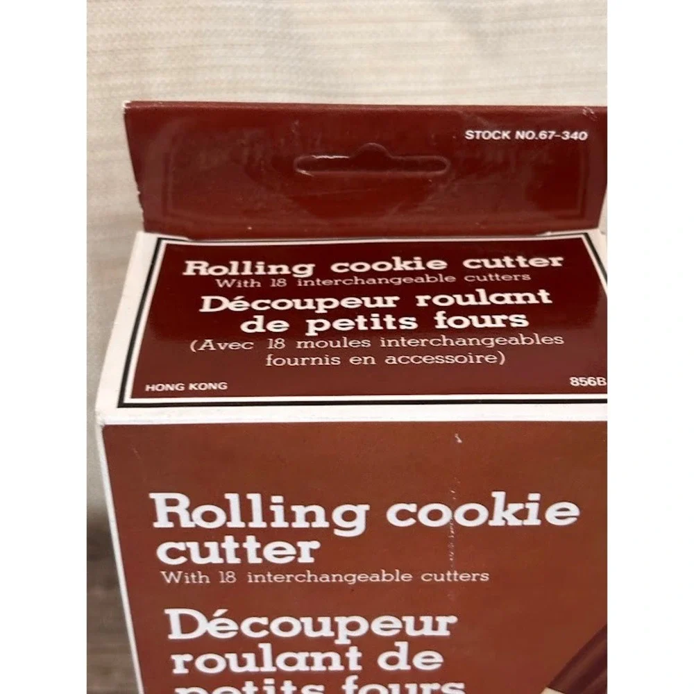 Vintage Rolling Cookie Cutter 18 Interchangeable Shapes Petits Fours 856B 67-340